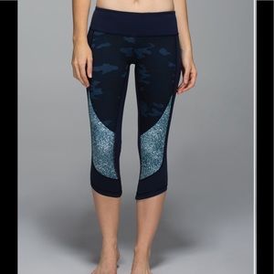Lululemon Wunder Under Crop Full-On Luon 2